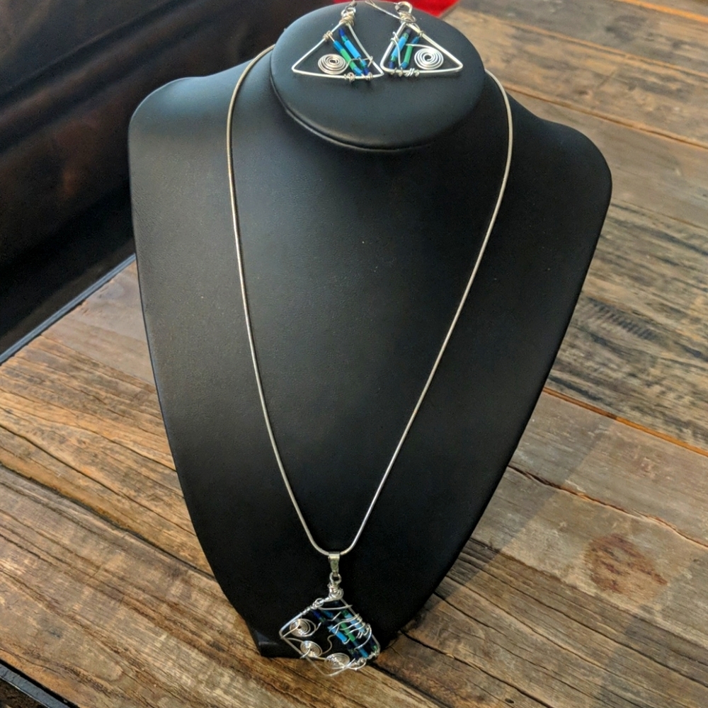 Earthbound Necklace and earrings set